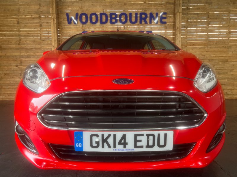 Used 2014 Ford Fiesta 1.6 Zetec 5dr * AUTOMATIC GEARBOX BLUETOOTH